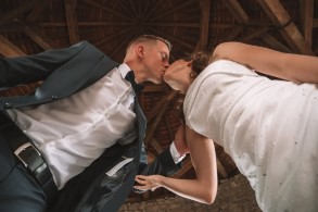 Elegant wedding photography at Schönbrunn Palace, Vienna – classic and timeless style